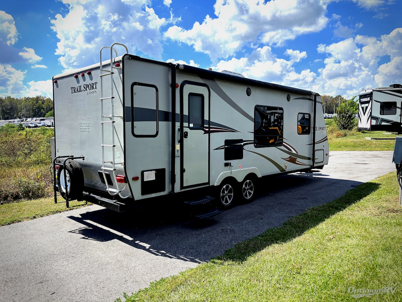 2012 R-Vision Trail Sport TS25S Photo 2