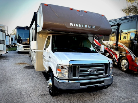 Used 2017 Winnebago Minnie Winnie 31G Featured Photo
