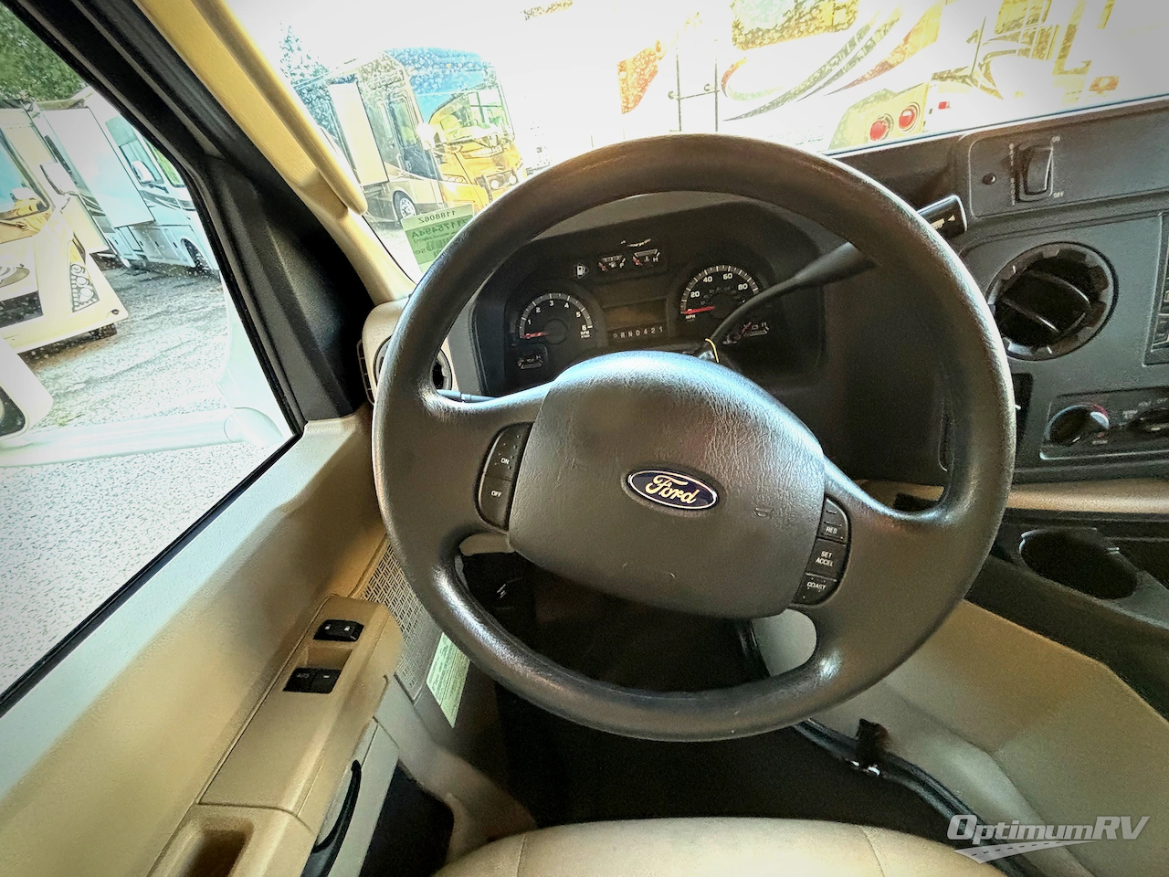 2017 Winnebago Minnie Winnie 31G Photo 10
