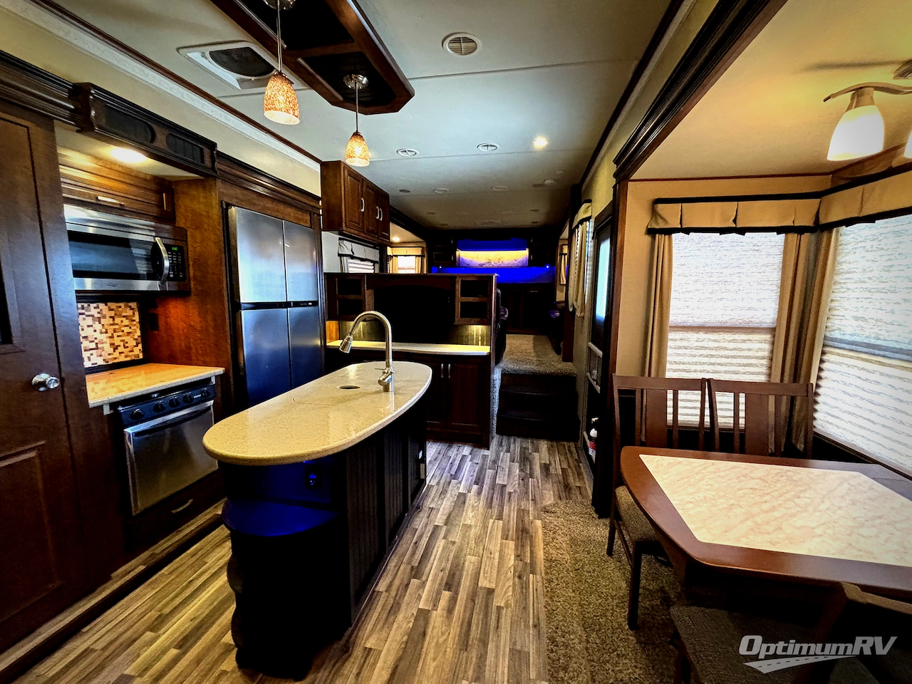 2016 Grand Design Solitude 379FL Photo 4