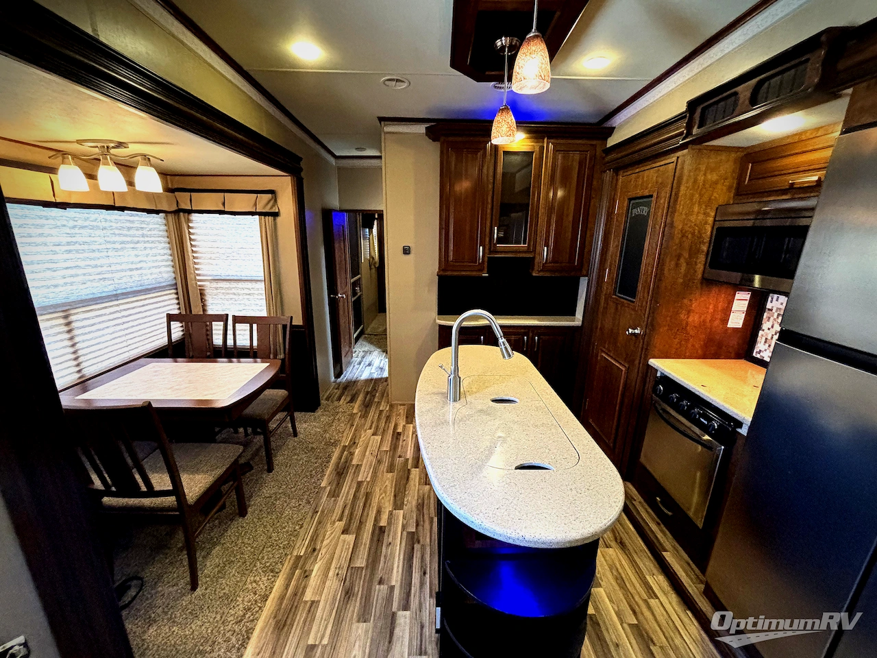 2016 Grand Design Solitude 379FL Photo 5