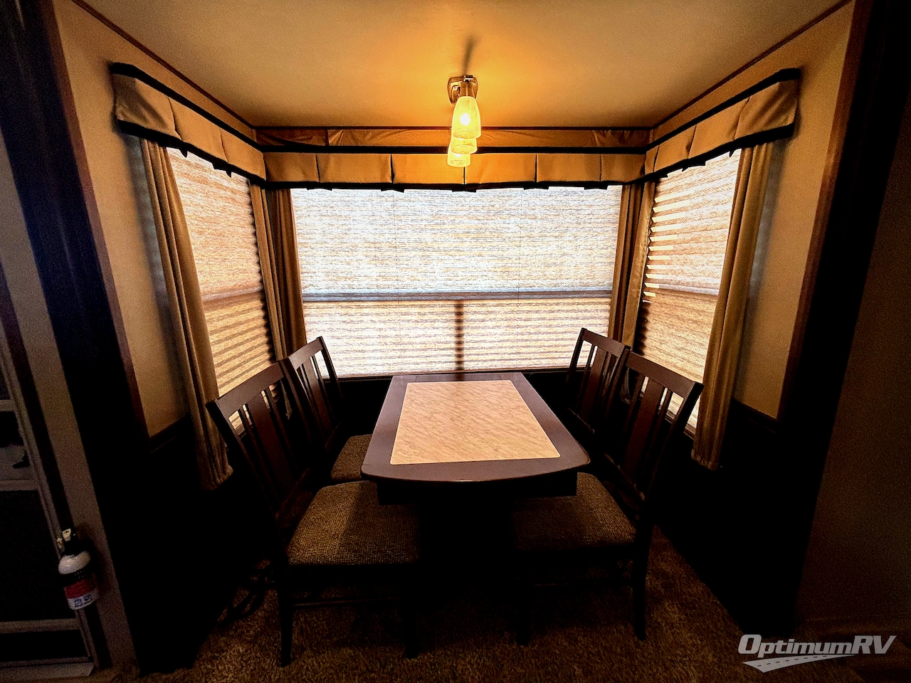 2016 Grand Design Solitude 379FL Photo 8