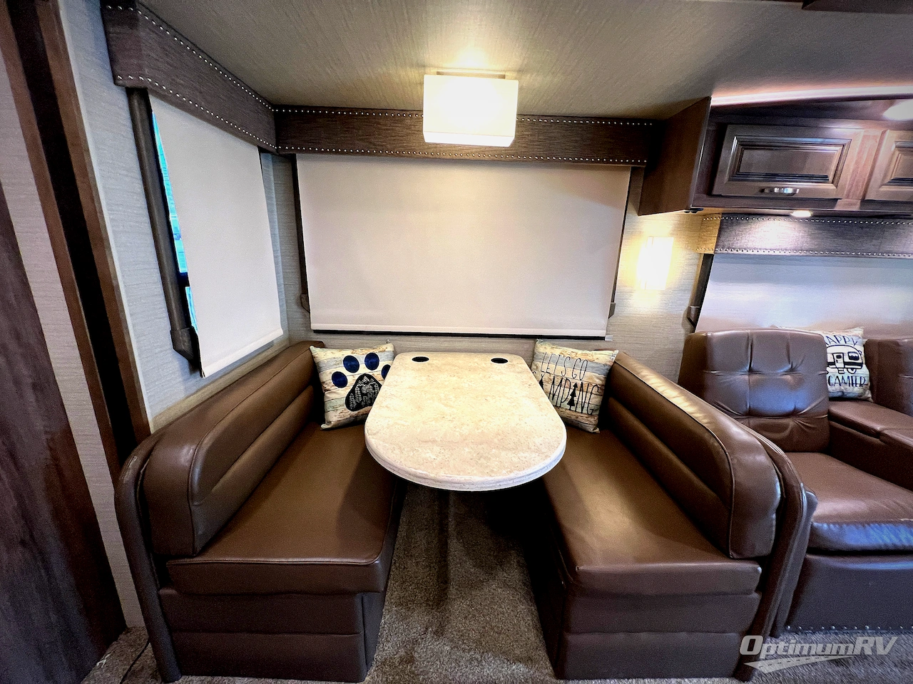 2019 Jayco Seneca 37RB Photo 8