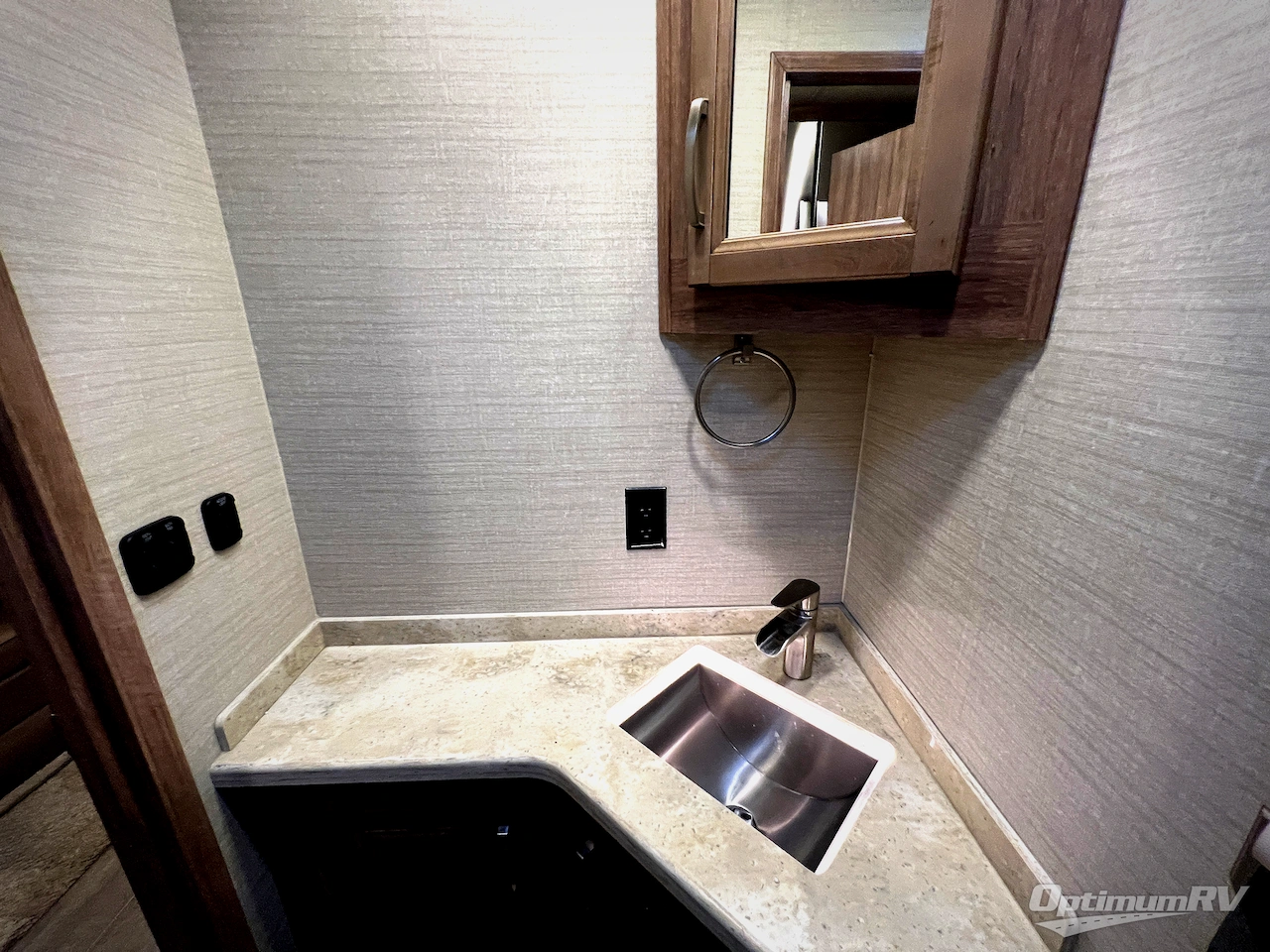 2019 Jayco Seneca 37RB Photo 24