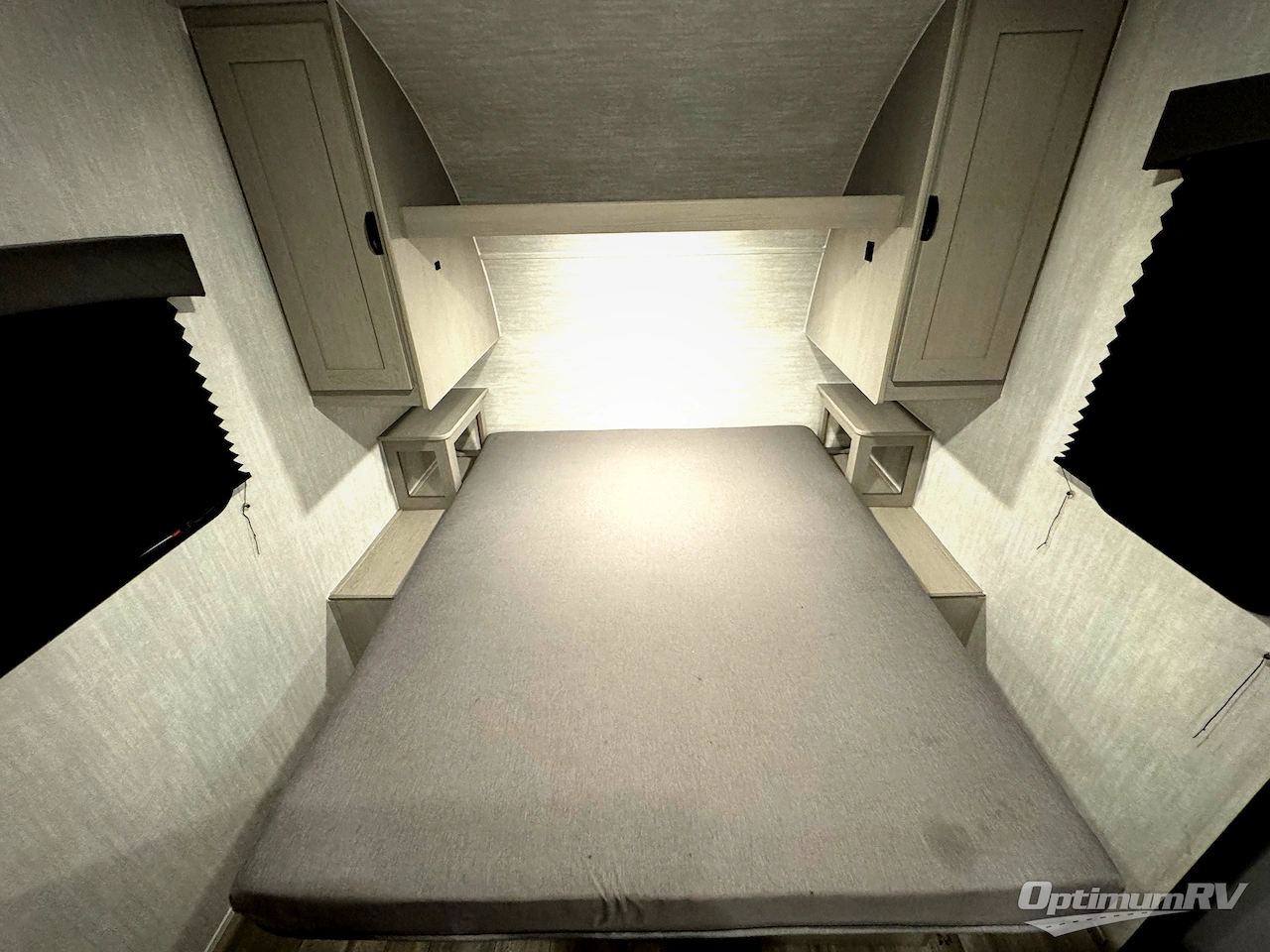 2025 Forest River Viking 3K Series 17FQ Photo 7