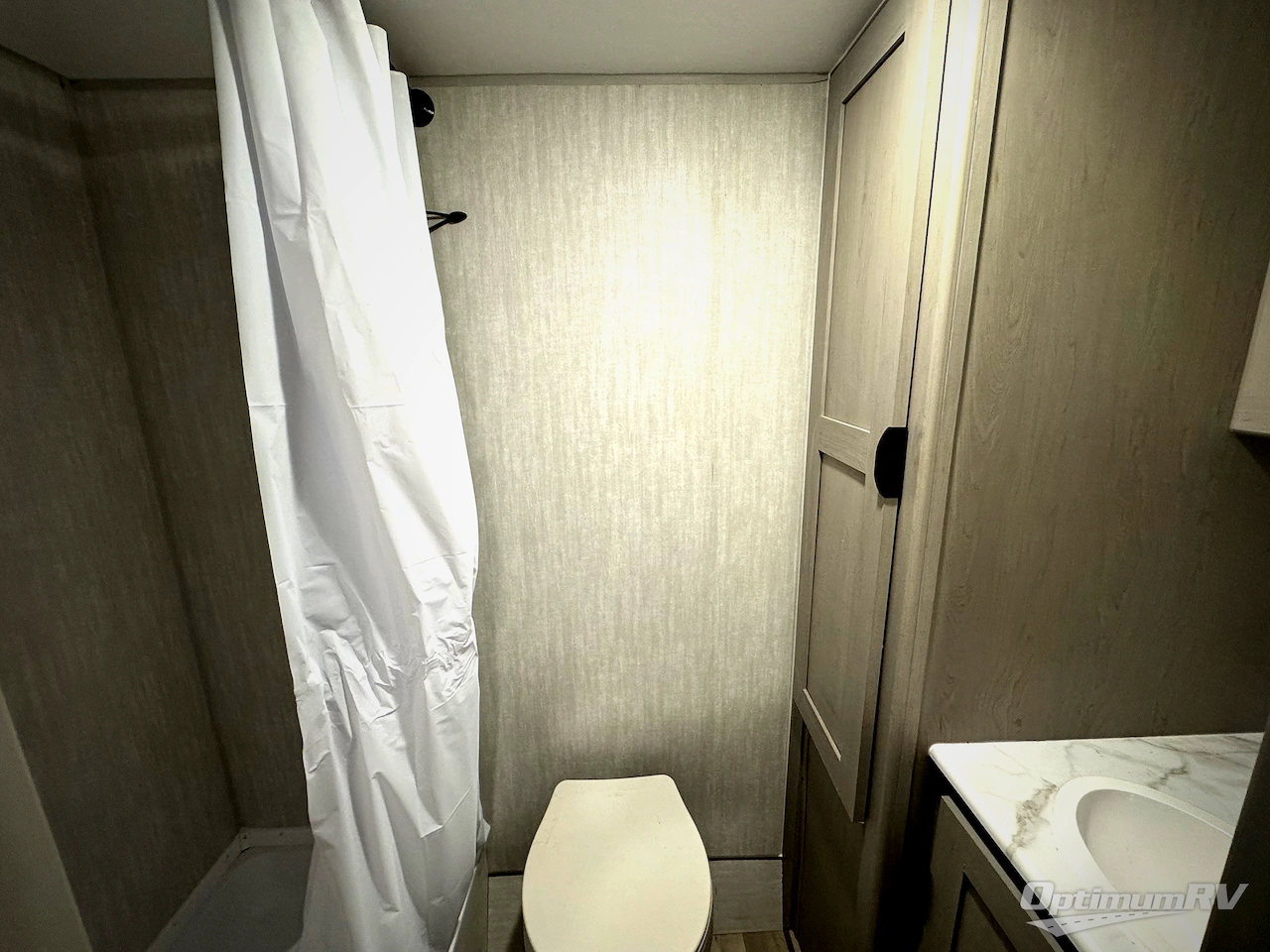 2025 Forest River Viking 3K Series 17FQ Photo 10