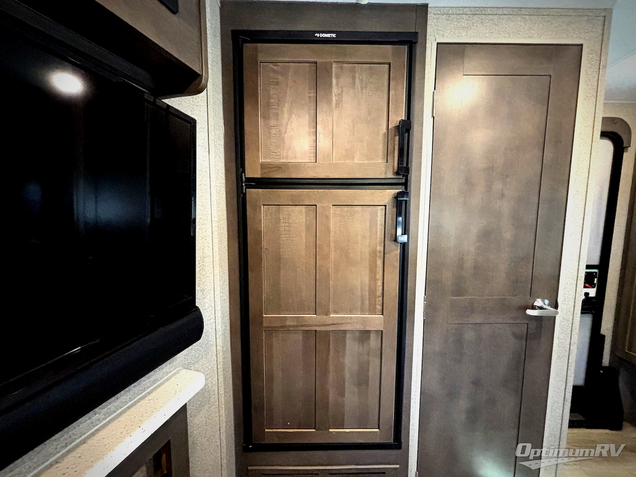 2020 Forest River Flagstaff Micro Lite 25RKS Photo 6