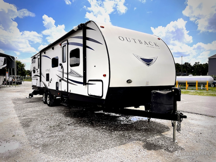 2017 Keystone Outback Ultra Lite 314UBH RV Photo 1