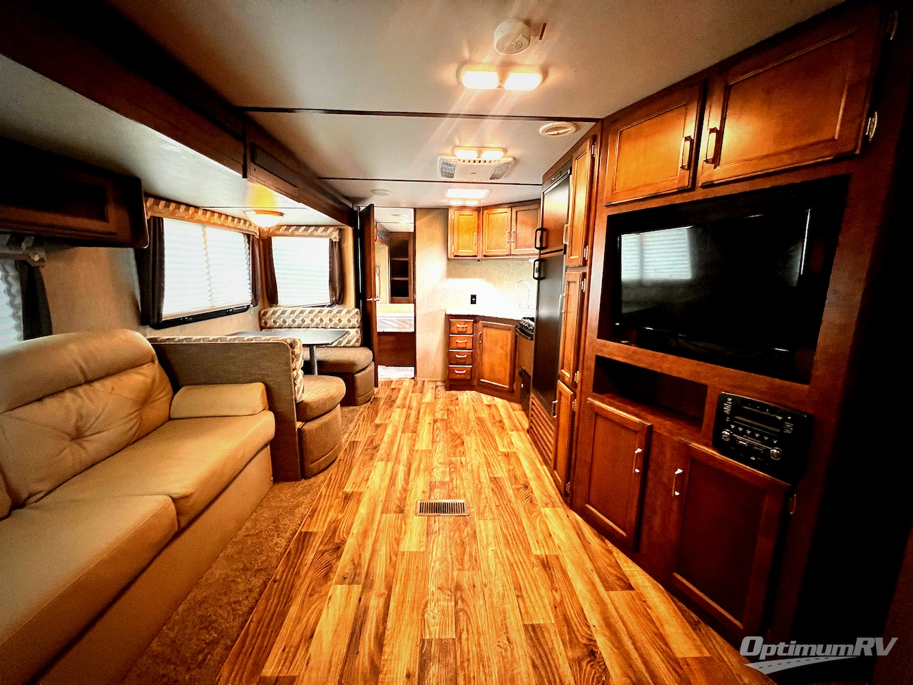 2017 Keystone Outback Ultra Lite 314UBH Photo 5