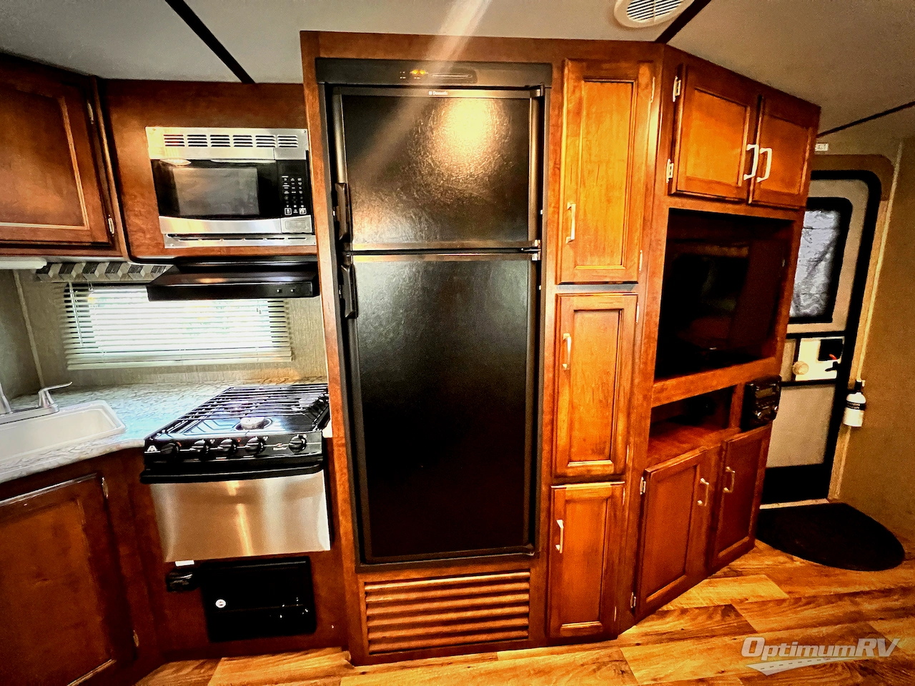 2017 Keystone Outback Ultra Lite 314UBH Photo 13
