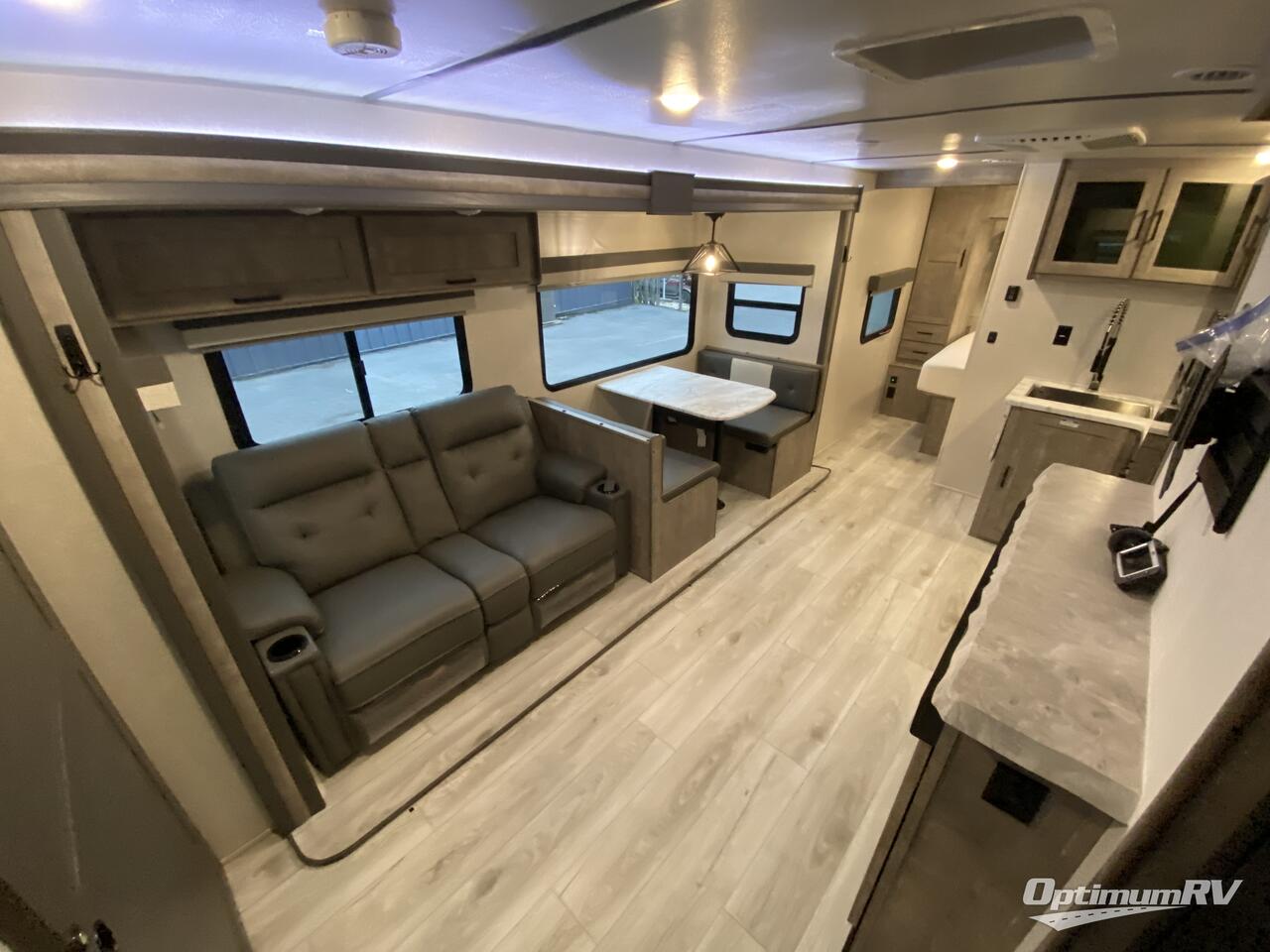 2023 Forest River Grand Surveyor 267RBSS Photo 4