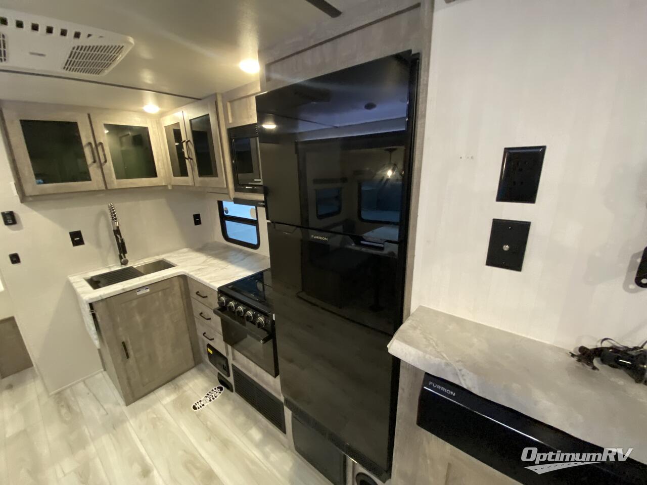 2023 Forest River Grand Surveyor 267RBSS Photo 10