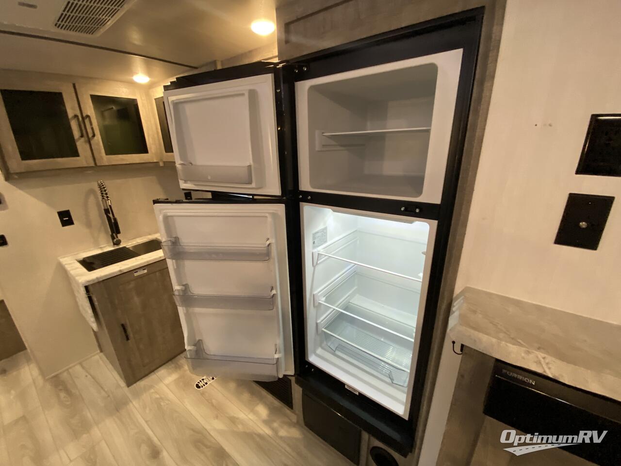 2023 Forest River Grand Surveyor 267RBSS Photo 11