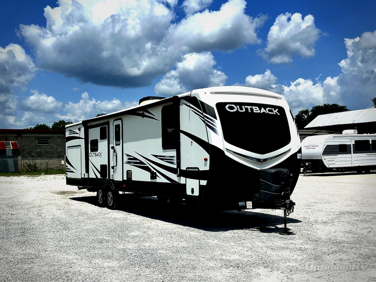 2019 Keystone Outback 335CG Photo 1