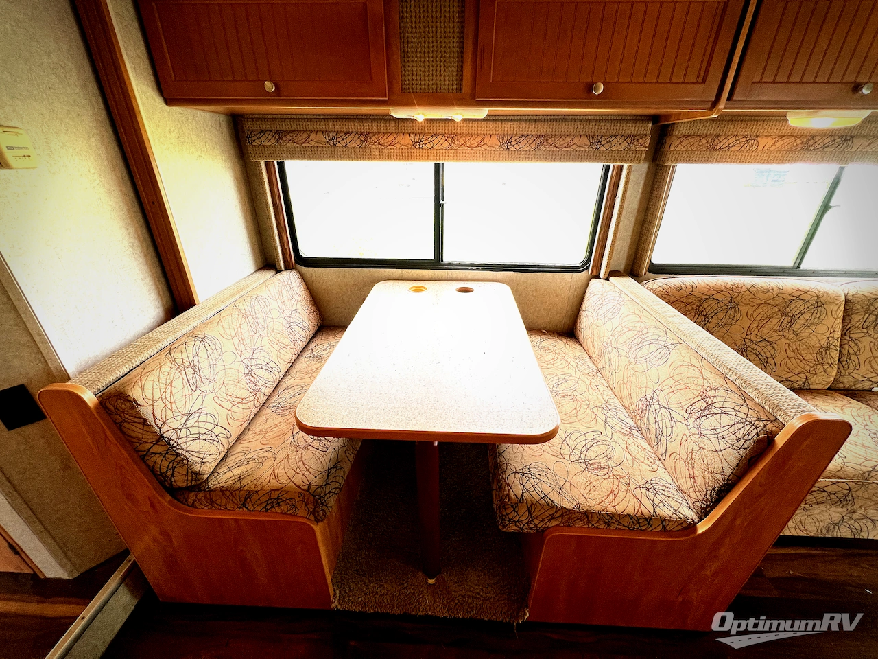 2007 Winnebago Access 26A Photo 8