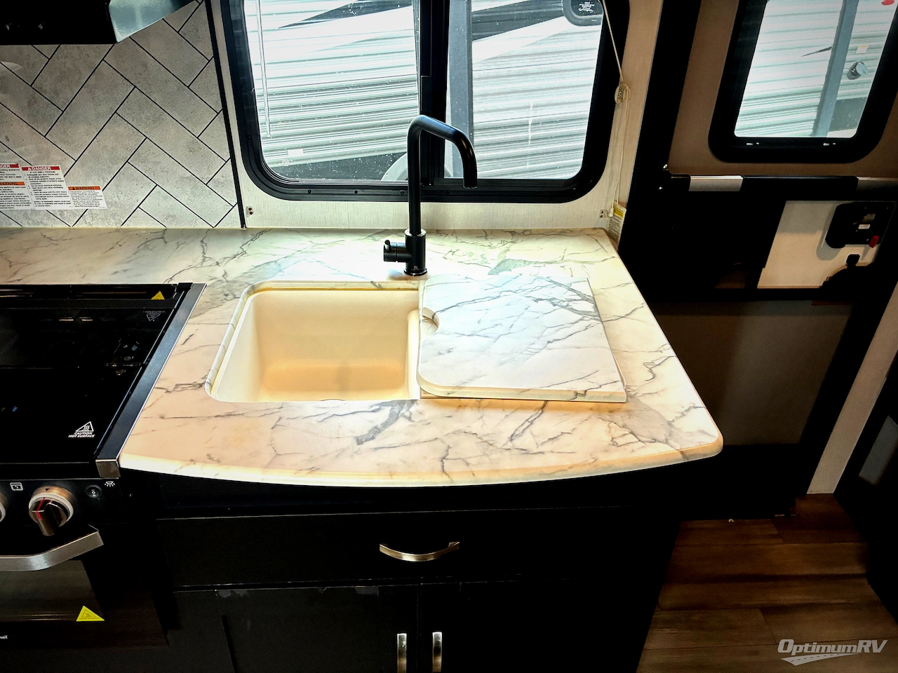 2022 Coachmen Freedom Express Ultra Lite 192RBS Photo 10