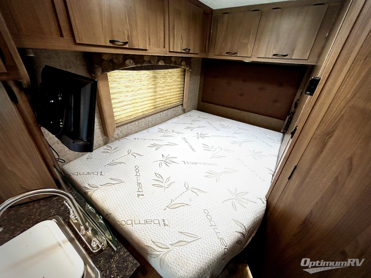 2018 Coachmen Freelander 20CB  Ford Transit Photo 14