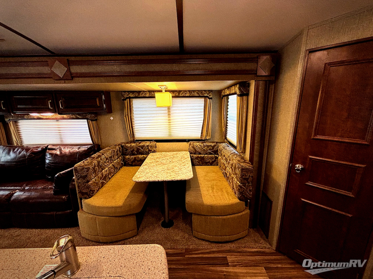 2019 Keystone Outback 326RL Photo 14