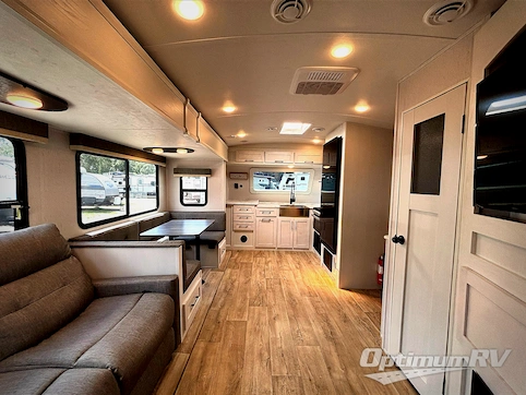 2024 Dutchmen Astoria 2913FK RV Photo 2