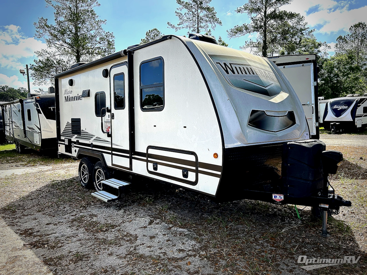 2020 Winnebago Towables Micro Minnie 2108DS Photo 1