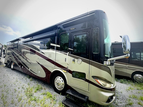 Used 2017 Tiffin Phaeton 40 QBH Featured Photo