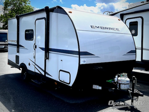Used 2025 Cruiser Embrace EL17BH Featured Photo