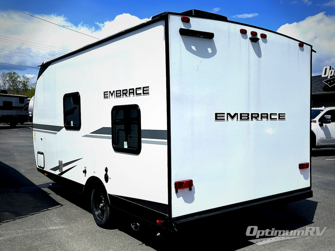 2025 Cruiser Embrace EL17BH Photo 3