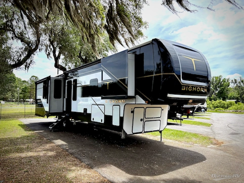 Used 2025 Heartland Bighorn 391MFB Featured Photo