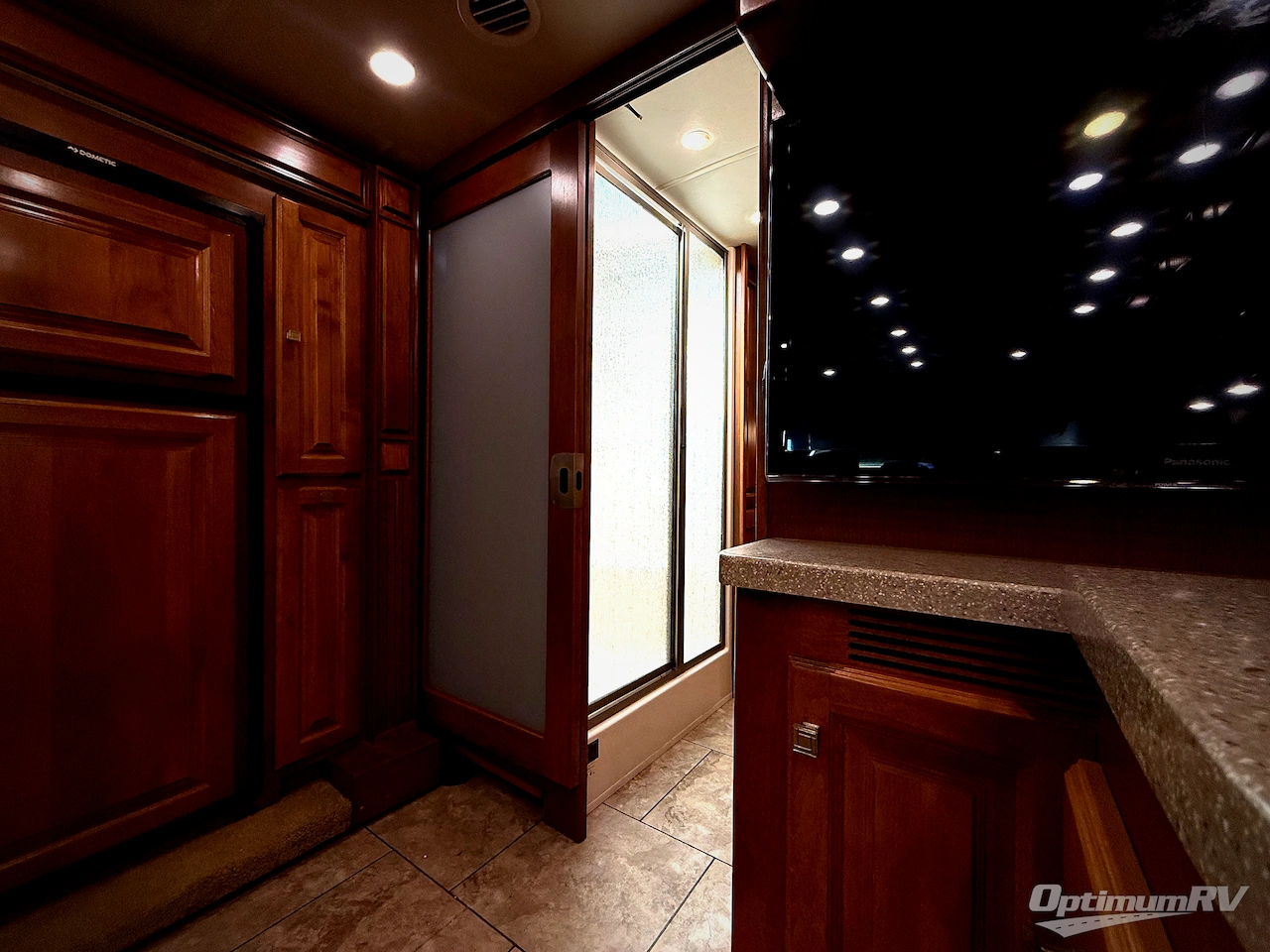 2014 Tiffin Allegro Breeze 32 BR Photo 16