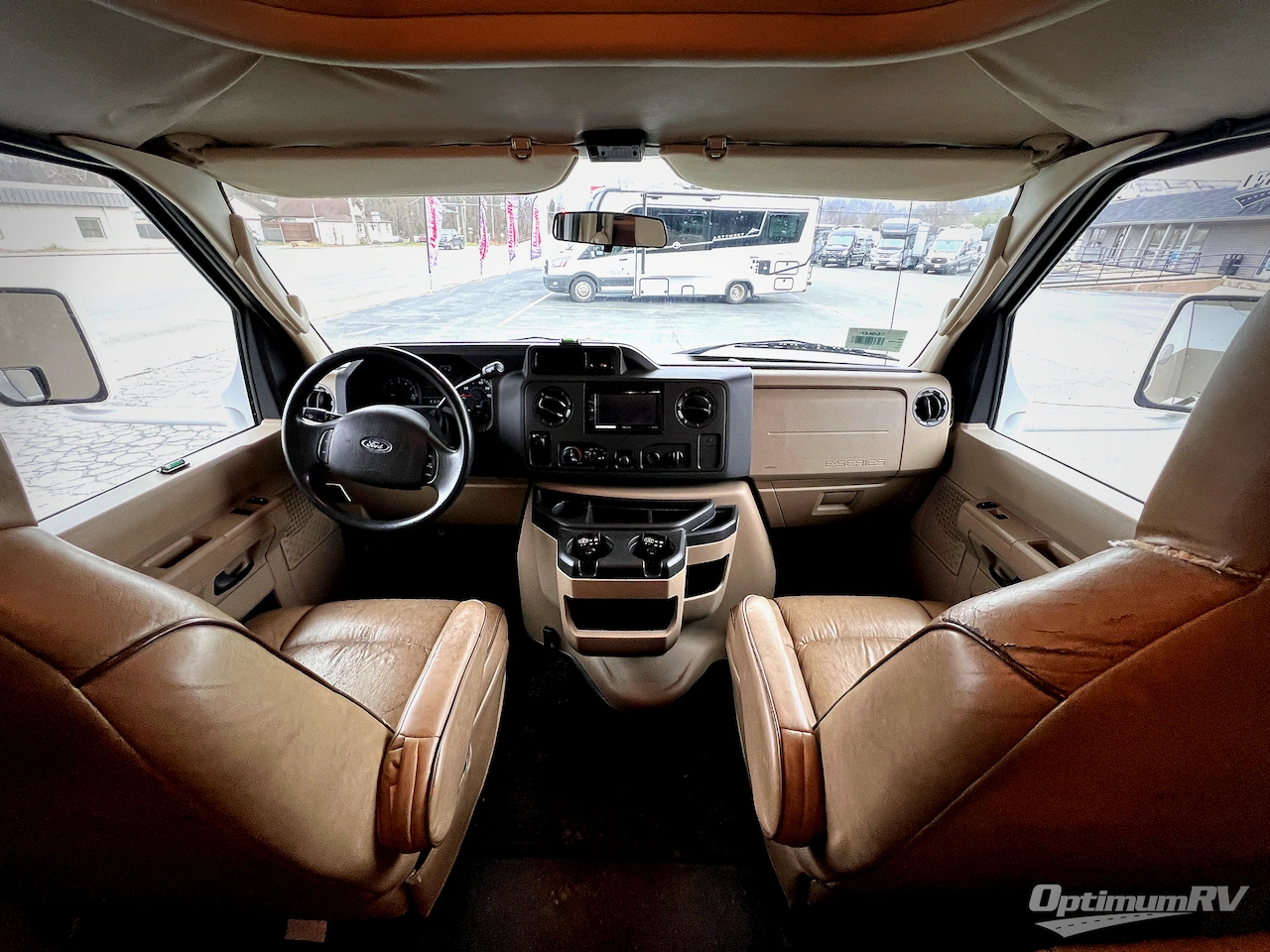 2013 Thor Four Winds 28Z Photo 5