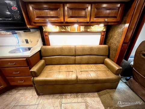 2014 Tiffin Allegro Breeze 28 BR RV Photo 2