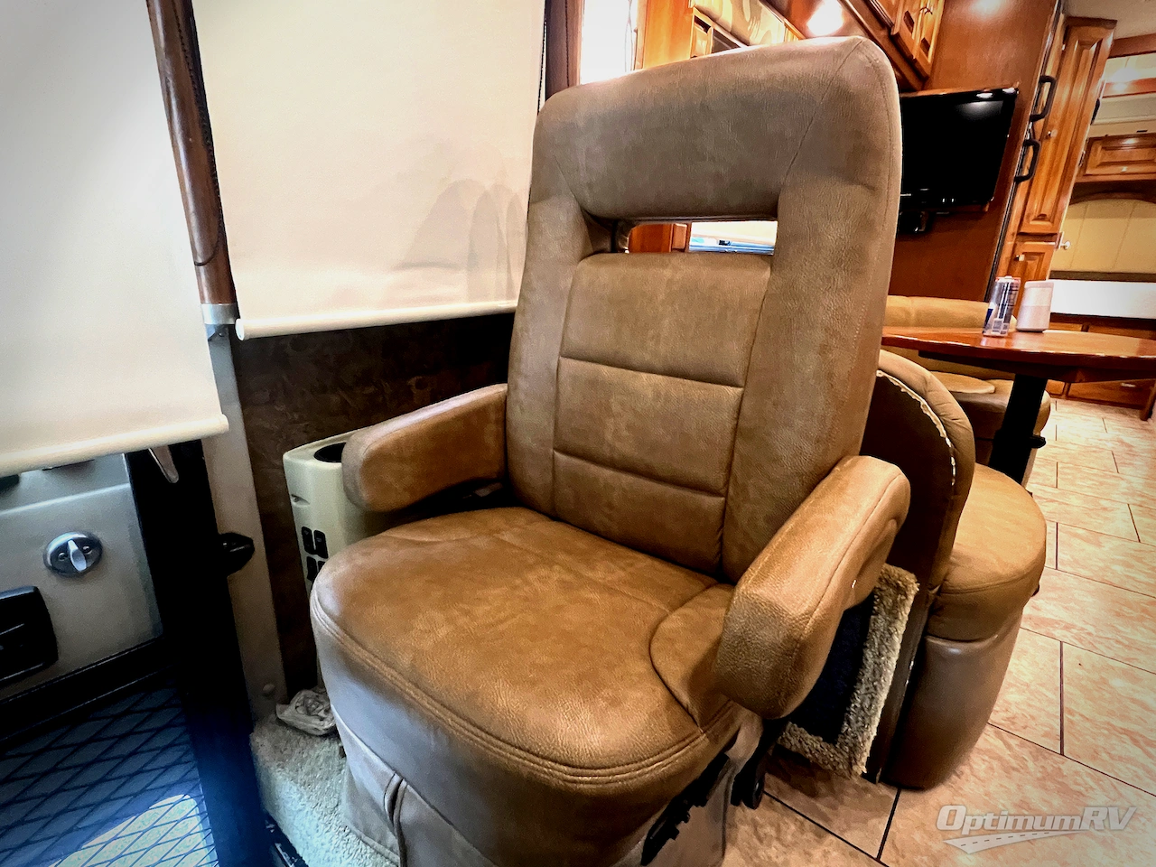2014 Tiffin Allegro Breeze 28 BR Photo 11