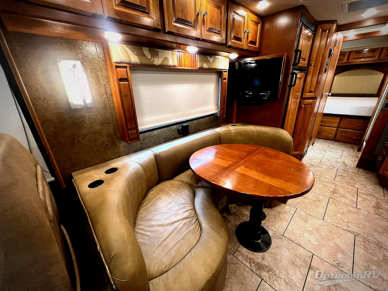 2014 Tiffin Allegro Breeze 28 BR Photo 15