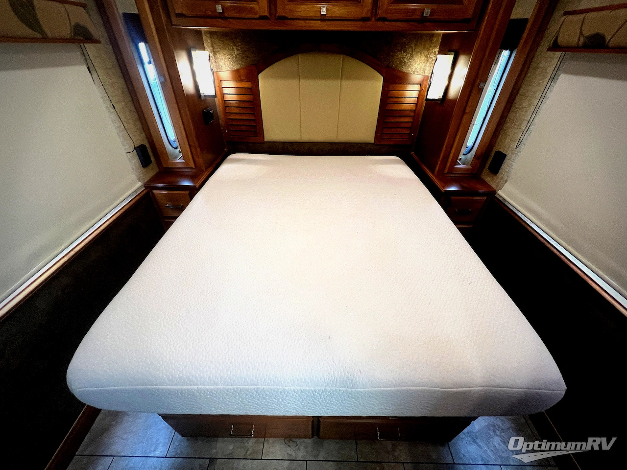 2014 Tiffin Allegro Breeze 28 BR Photo 26