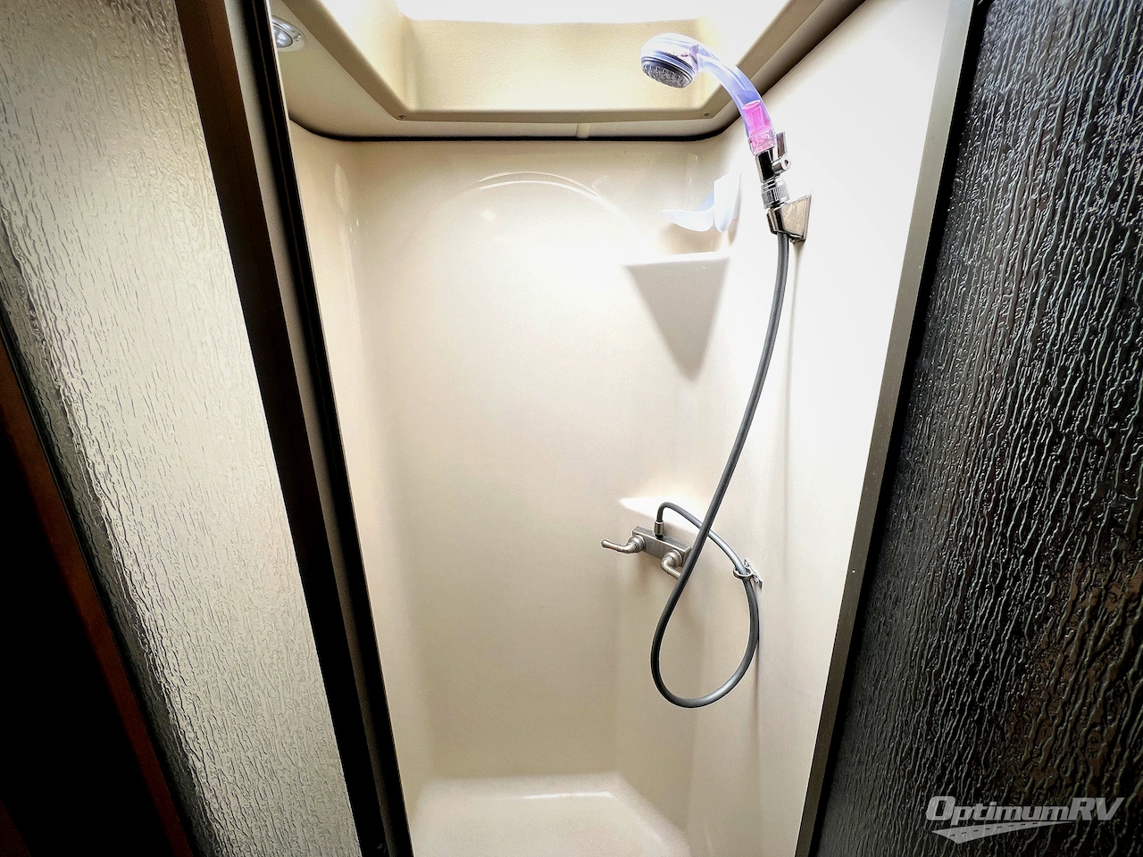 2014 Tiffin Allegro Breeze 28 BR Photo 36
