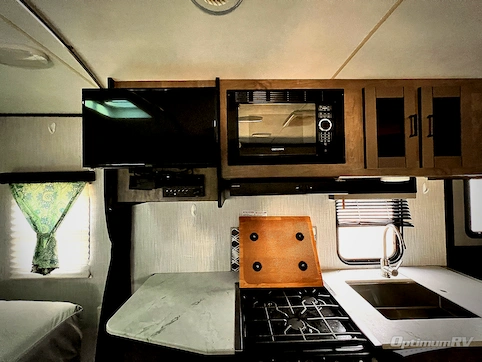 2021 Heartland North Trail 21RBSS RV Photo 4