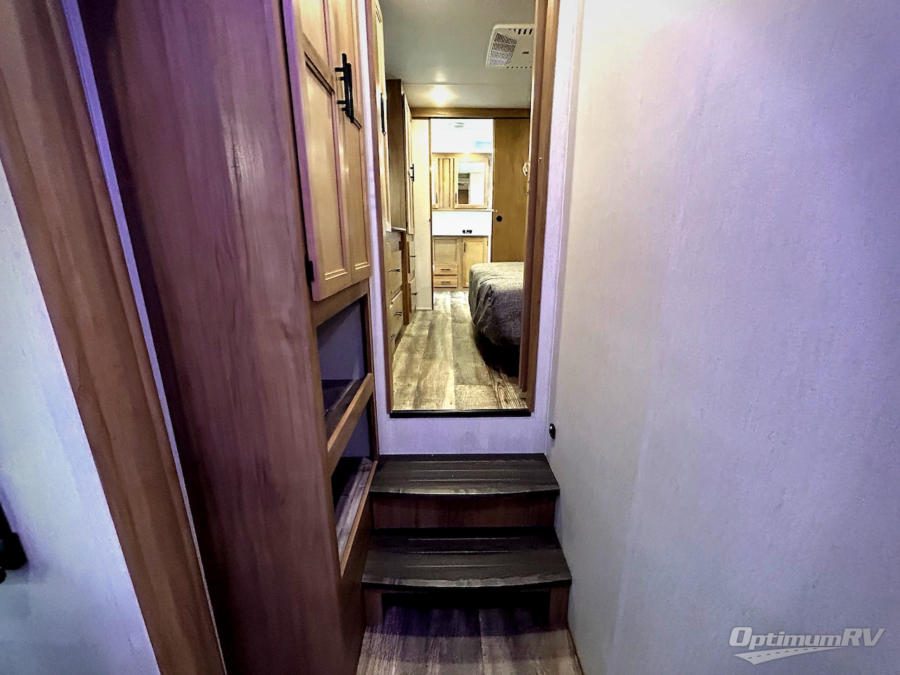2023 Forest River Cherokee Arctic Wolf Suite 3910 Photo 18