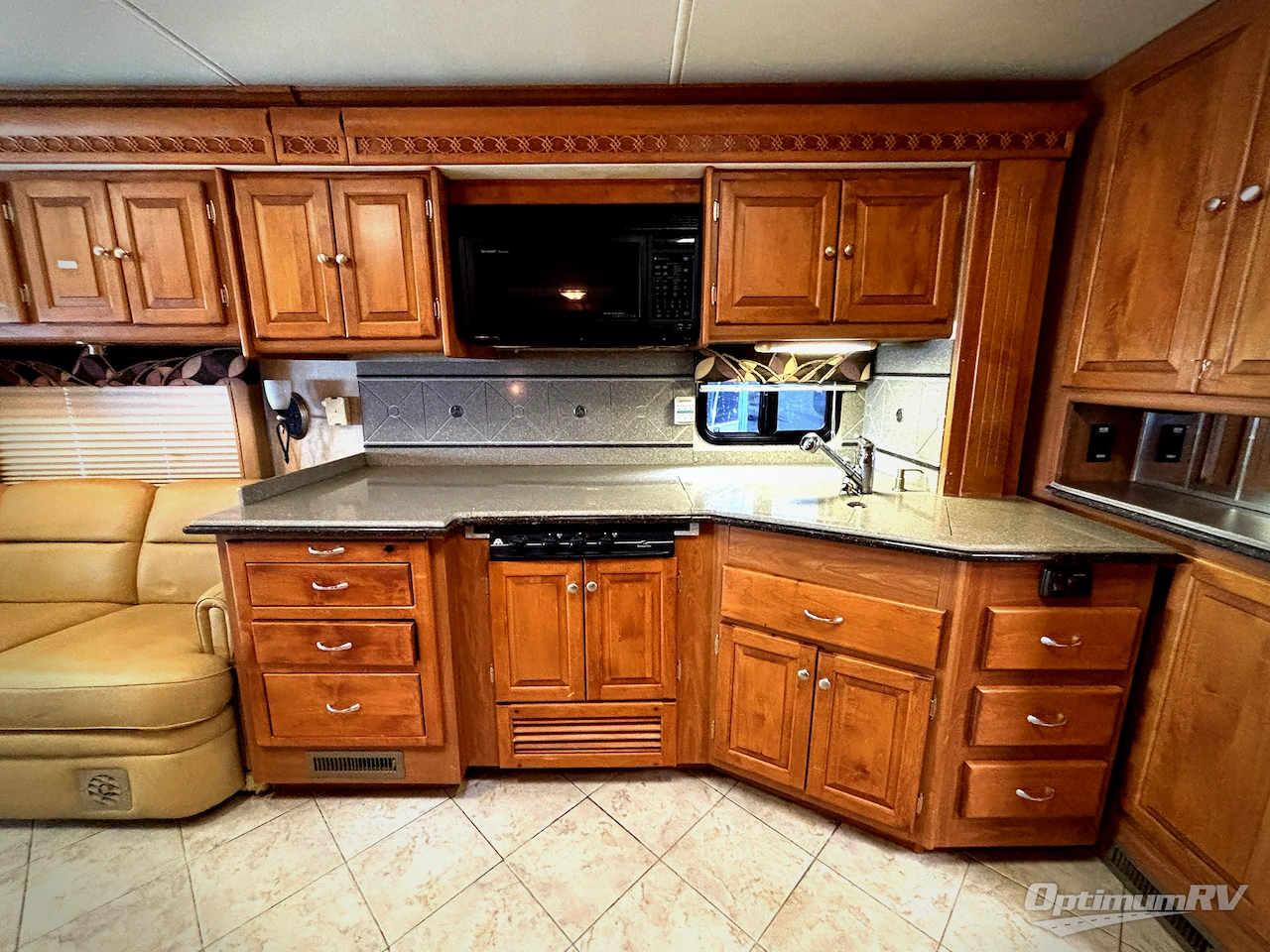 2007 Tiffin Phaeton 40 QSH Photo 6