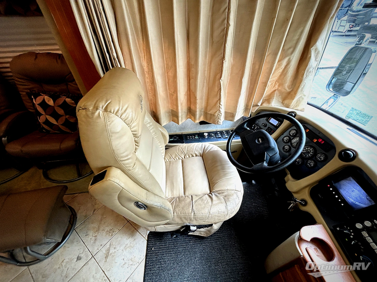 2007 Tiffin Phaeton 40 QSH Photo 7