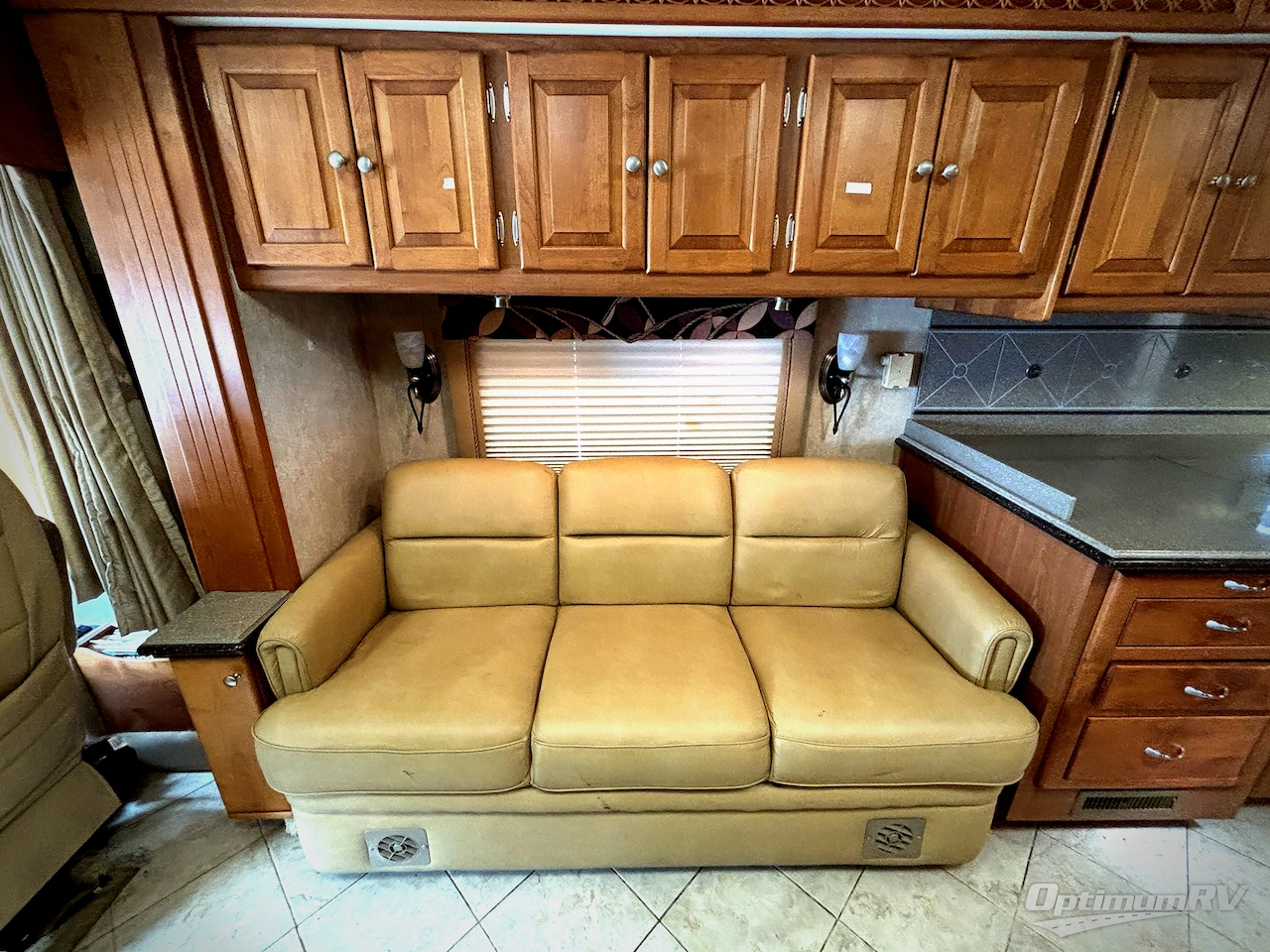 2007 Tiffin Phaeton 40 QSH Photo 11