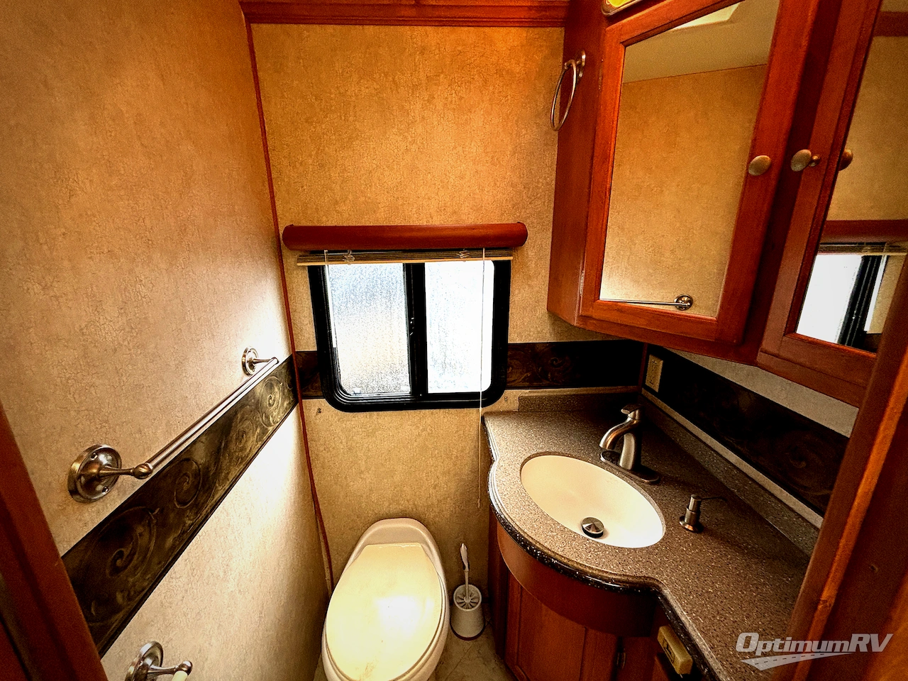 2007 Tiffin Phaeton 40 QSH Photo 17