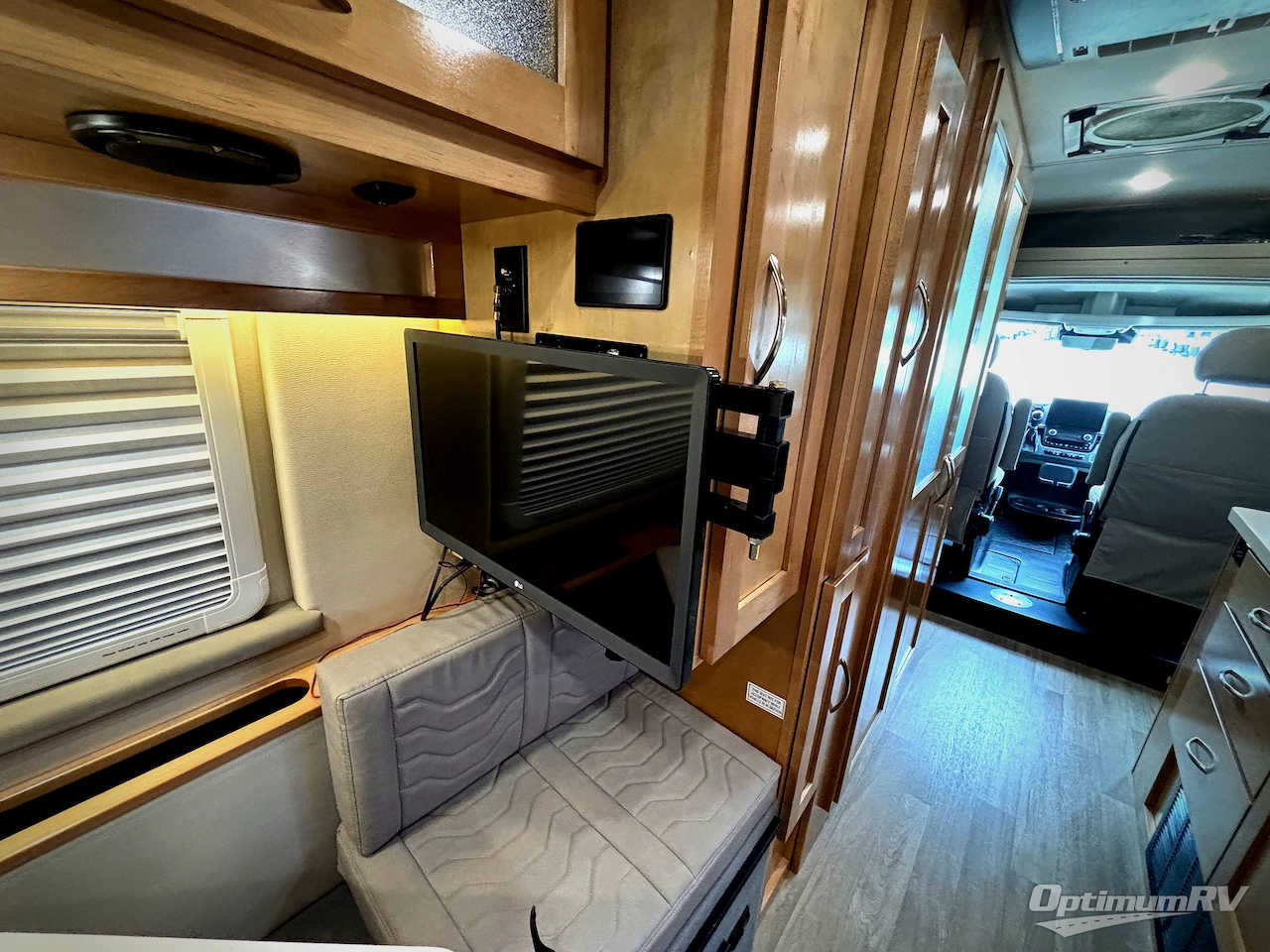 2023 Coachmen Nova 20C Photo 12