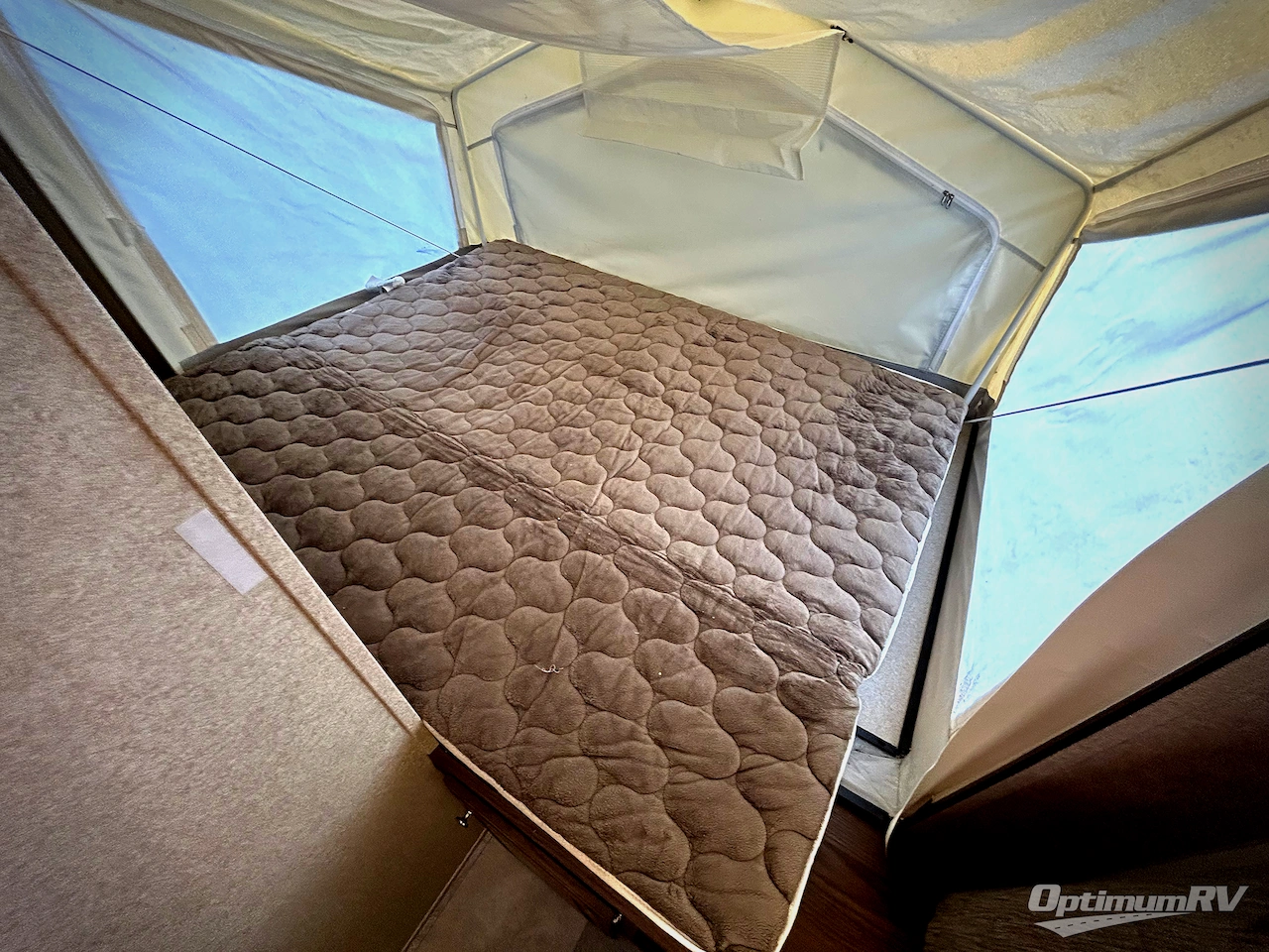 2018 Forest River Rockwood Roo 233S Photo 16