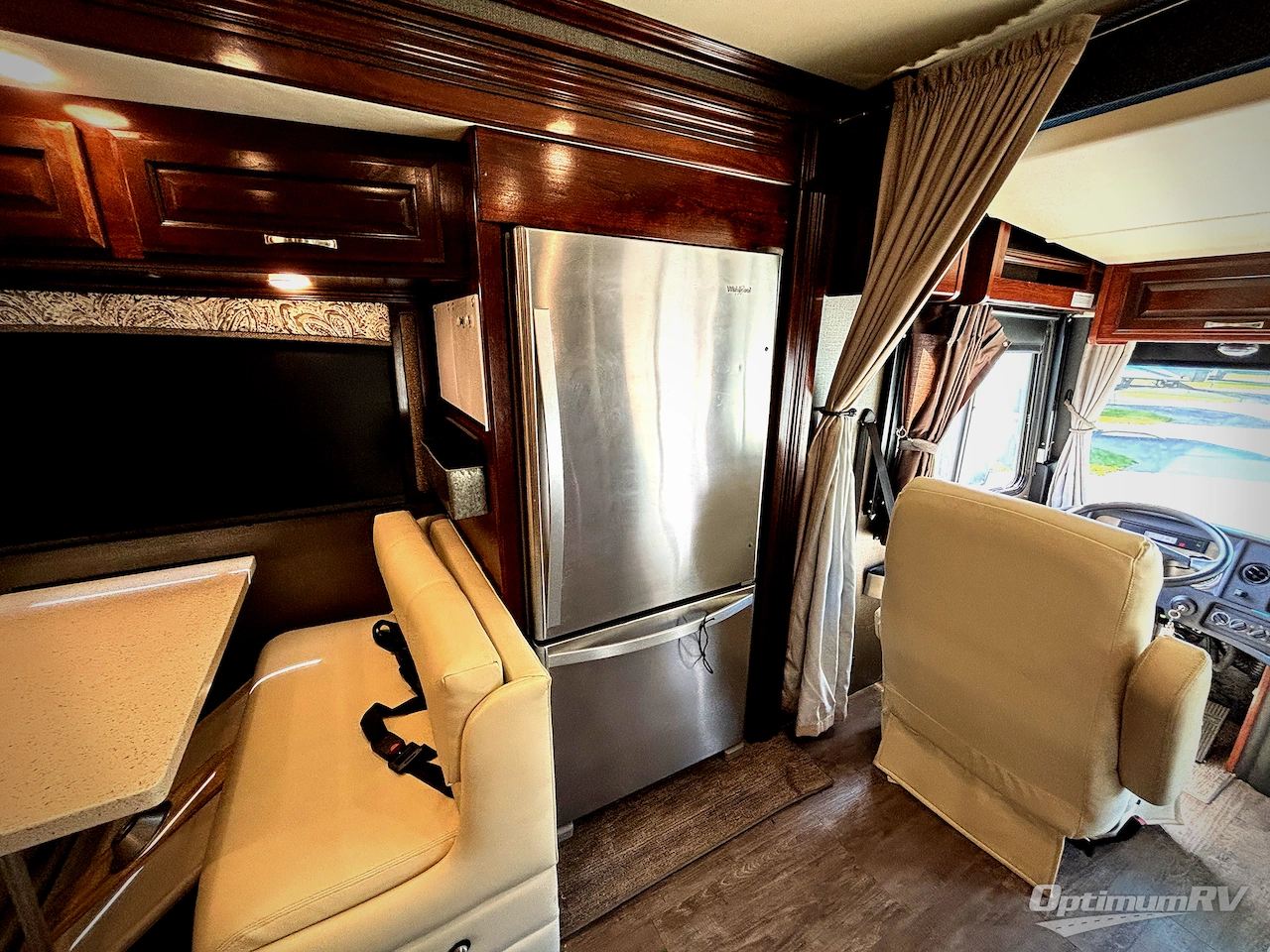 2018 Fleetwood Pace Arrow 36U Photo 10