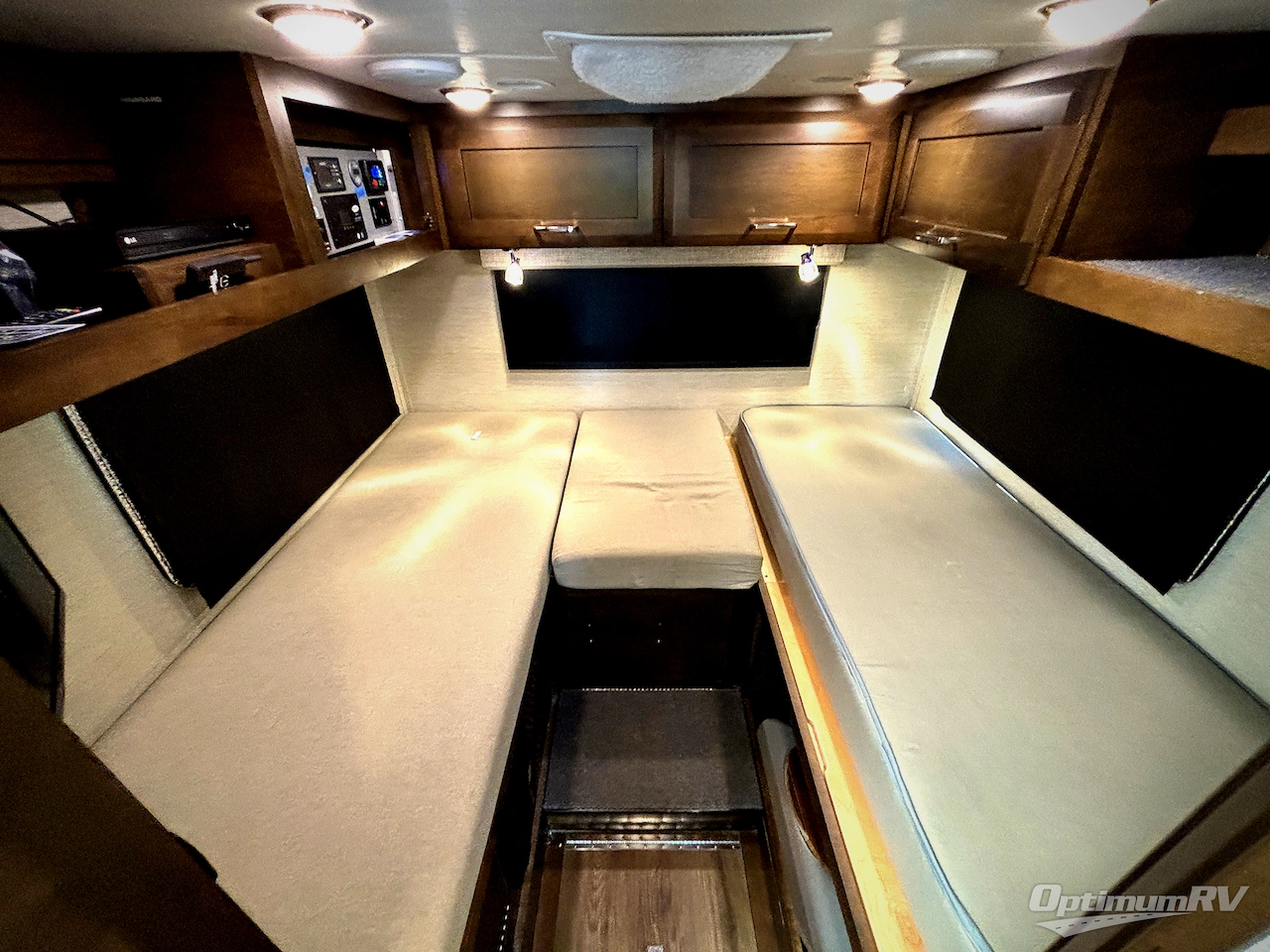 2021 Tiffin Wayfarer 25LW Photo 17