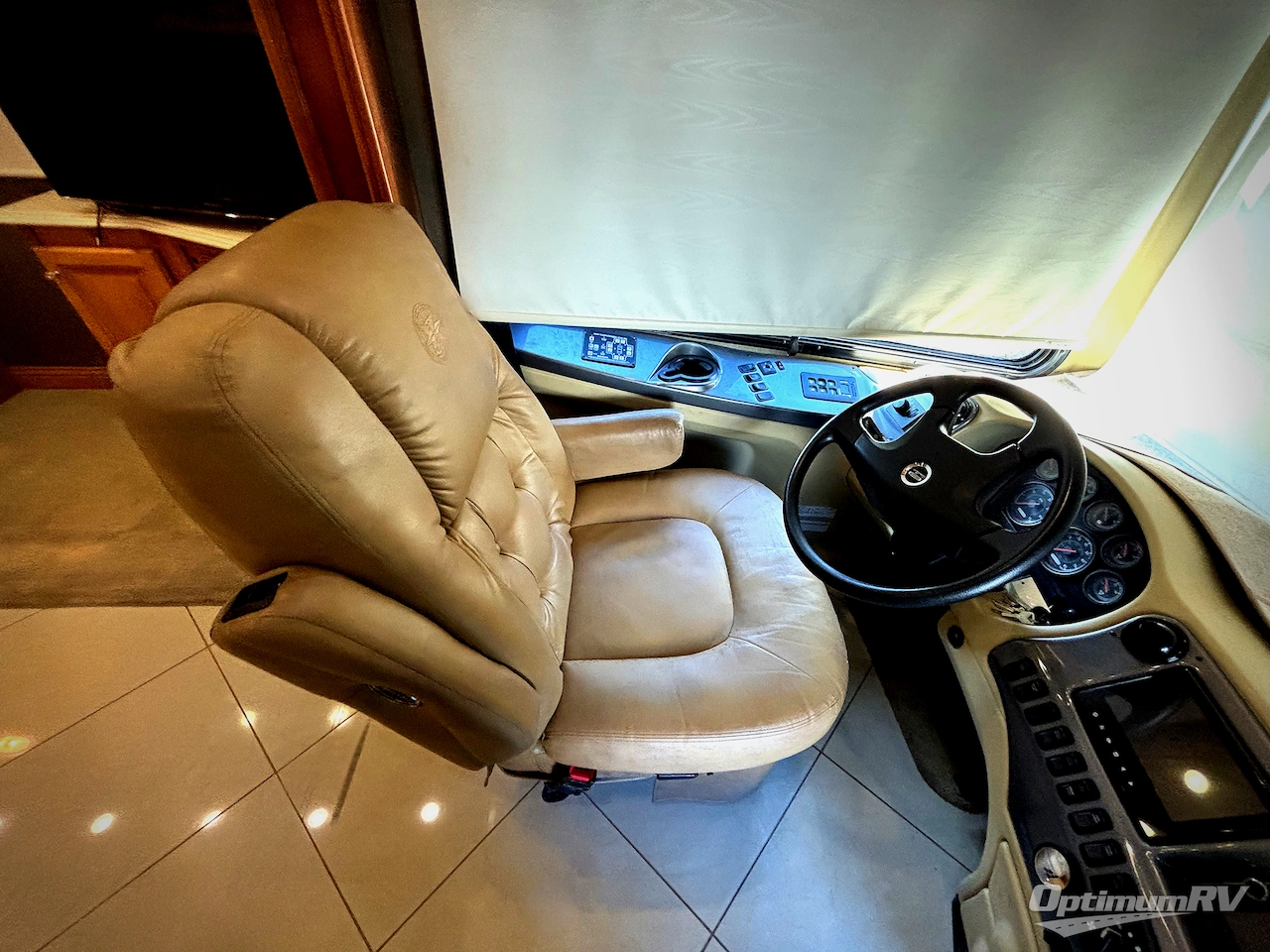 2013 Tiffin Phaeton 40QBH Photo 6