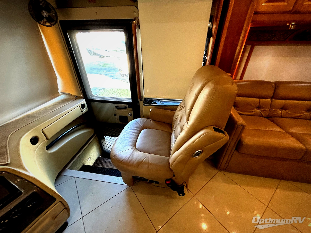 2013 Tiffin Phaeton 40QBH Photo 8