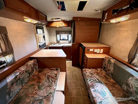 2004 Hi-Lo Trailer Towlite 17T RV Photo 4