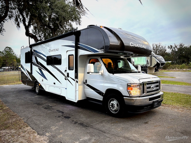 2024 Thor Chateau 31MV RV Photo 1