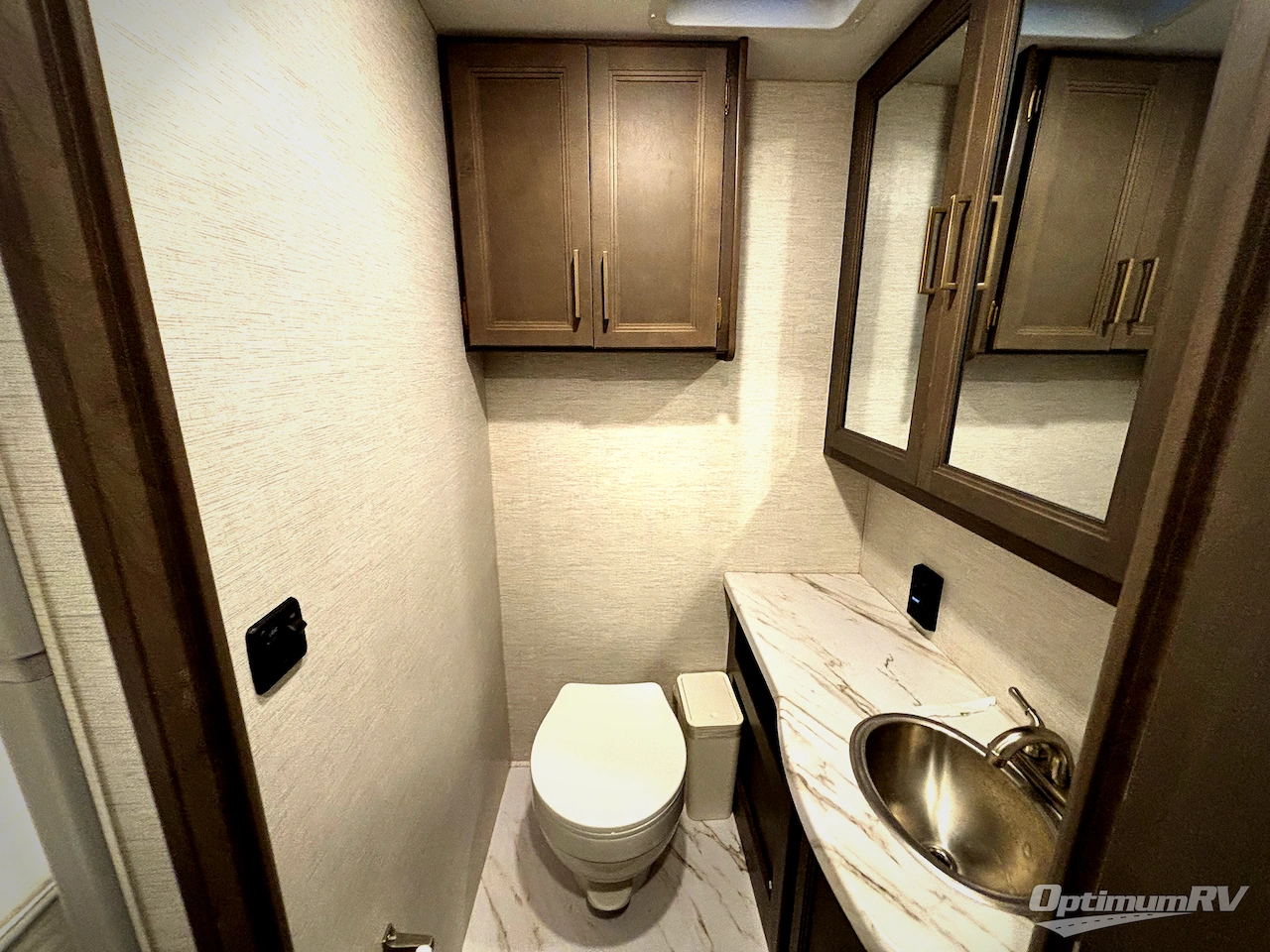 2024 Thor Chateau 31MV Photo 17